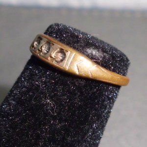 Vintage Jewelry - Antique Estate Fresh Gold Tone "Checo" Ring Vintage Jewelry - Antique Estate Fresh Gold Tone "Checo" Ring